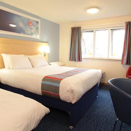 Travelodge Caterham Whyteleafe Warlingham Exterior foto