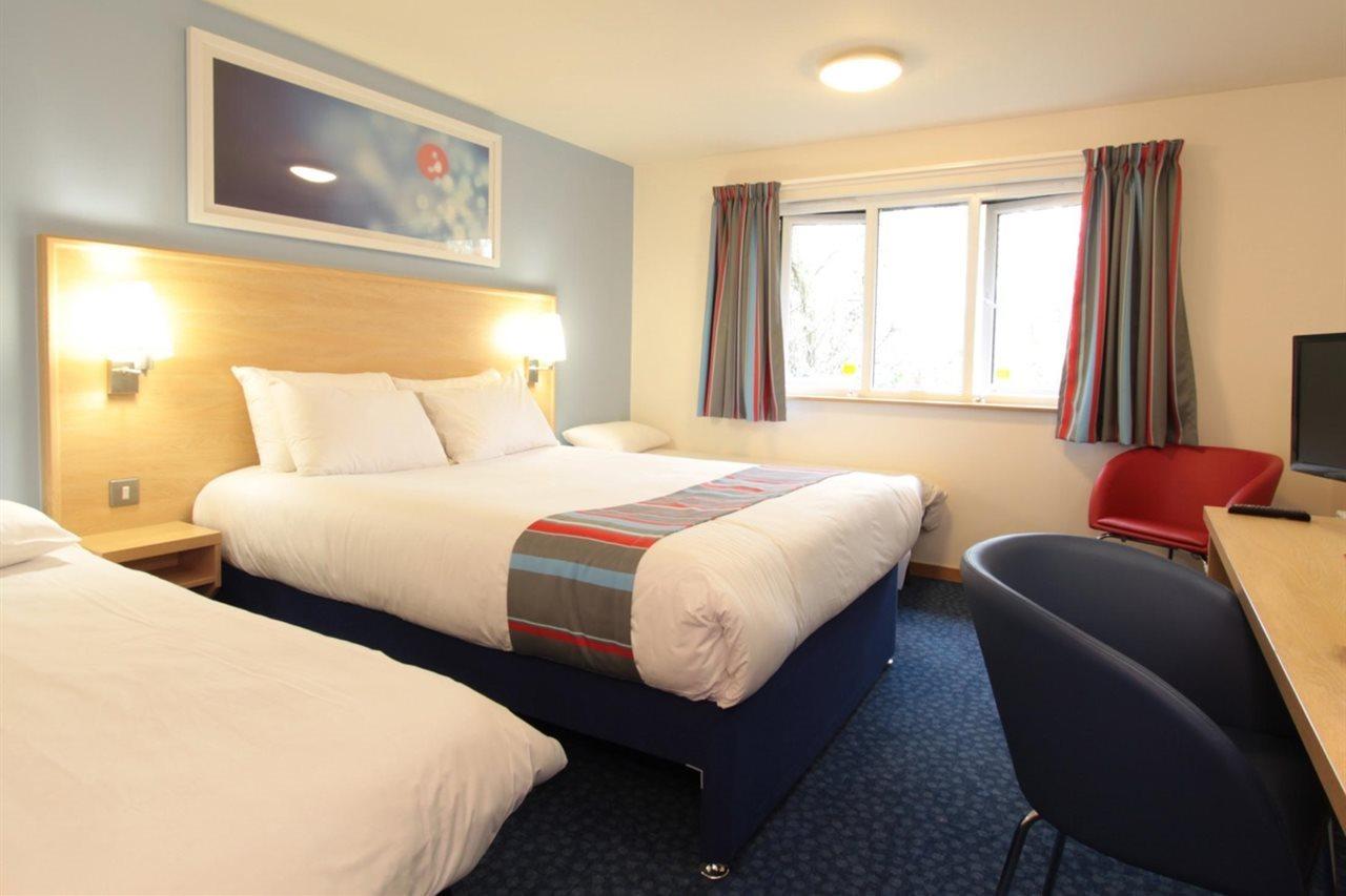 Travelodge Caterham Whyteleafe Warlingham Exterior foto