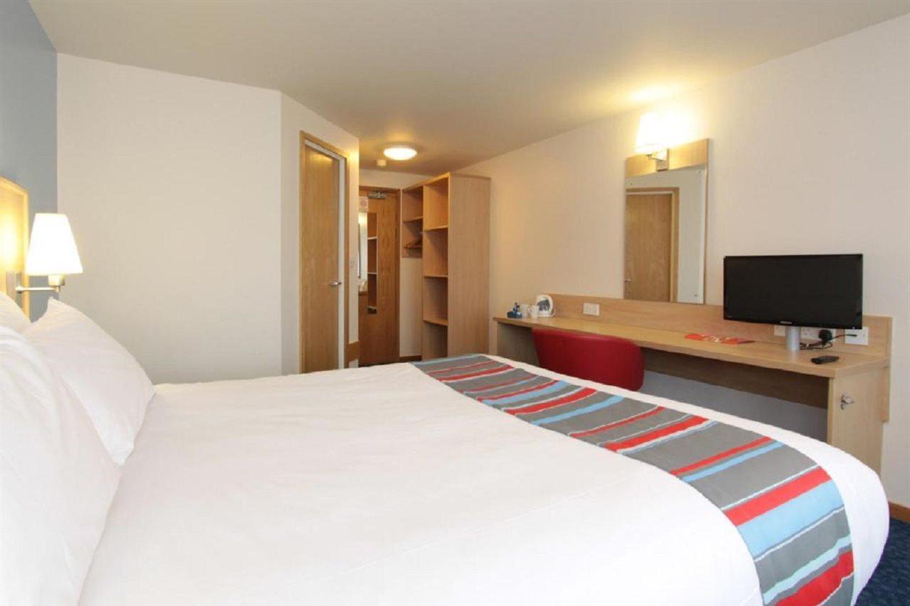 Travelodge Caterham Whyteleafe Warlingham Exterior foto